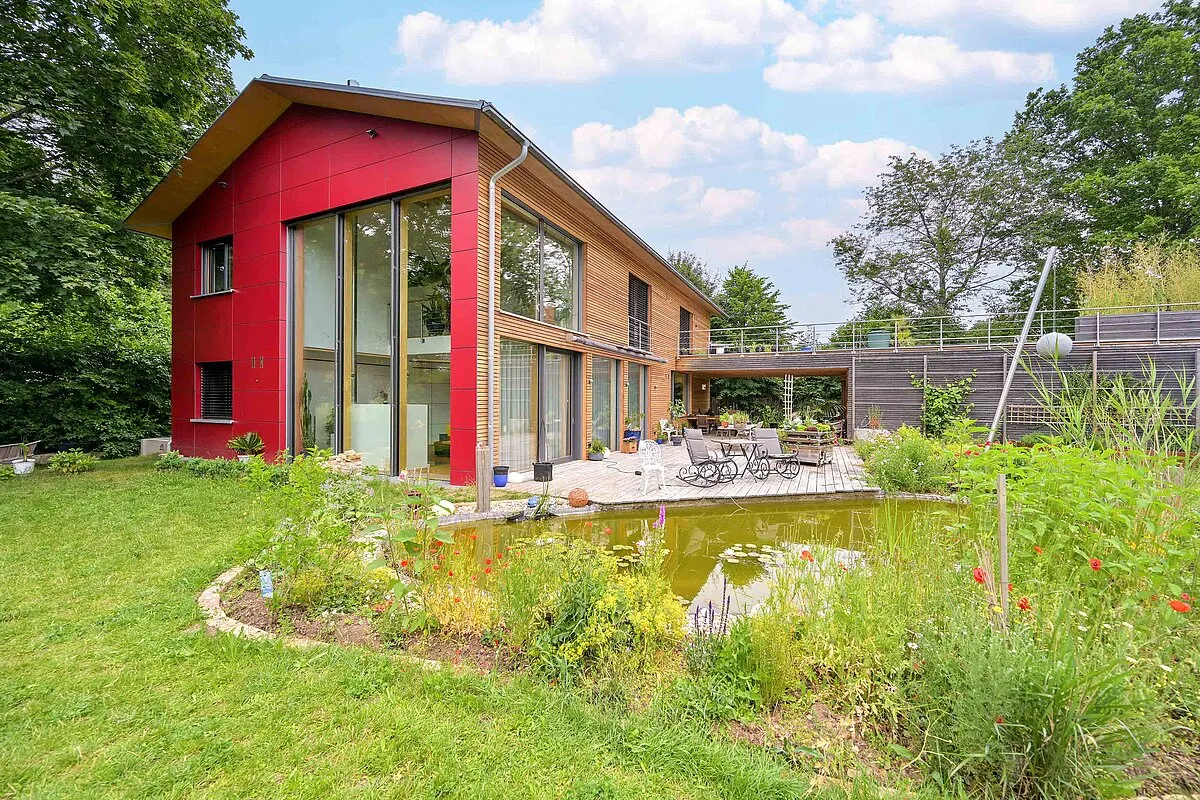 csm_haus_undorf_rot_garten_mit_gebñude_1_6ebb4a47b0